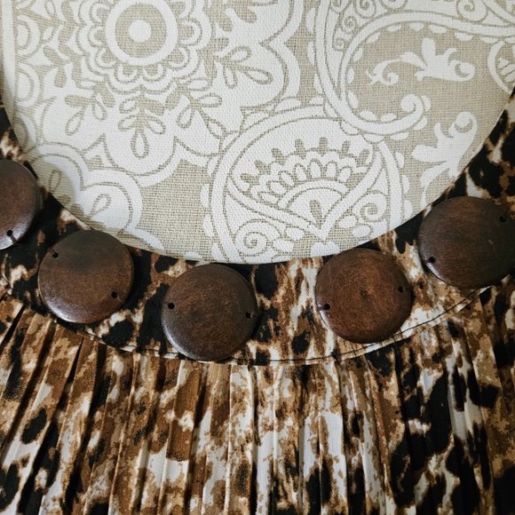 Fred David - Leopard Animal Print Pleated Shirt size Med Petite - Picture 2 of 7